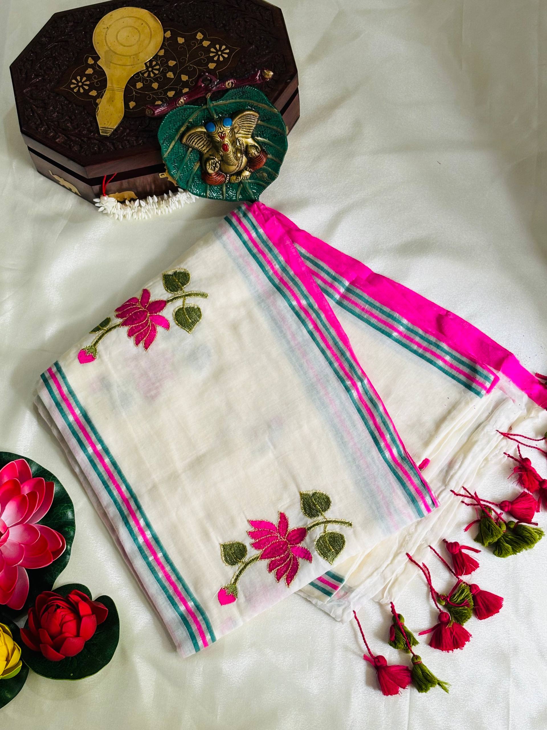 pink and gold mulcotton onam saree pink and gold mulcotton onam saree